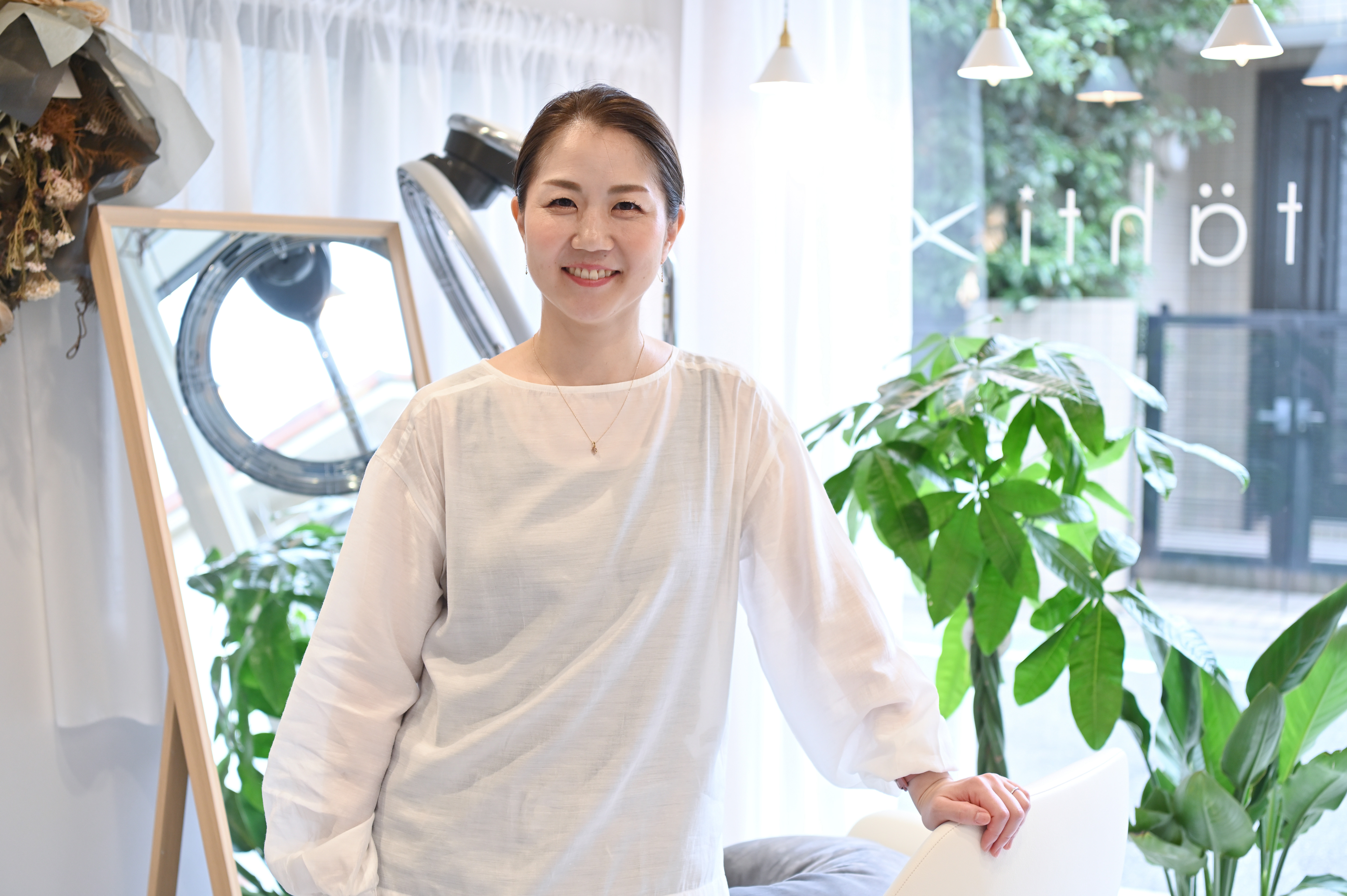 女性のスタイリスト | 東京都東尾久の美容室ならtähti